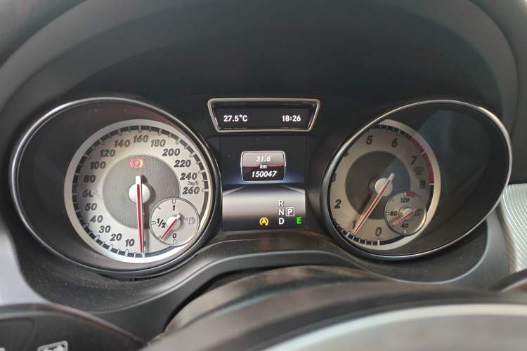 Used Mercedes-Benz GLA 2015 GLA 200 Fashion Model Instrument Cluster