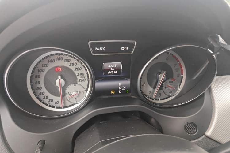 Used Mercedes-Benz GLA 2015 GLA 200 Fashion Model Instrument Cluster