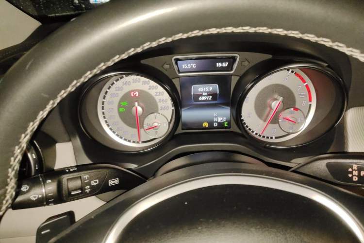 Used Mercedes-Benz GLA 2015 GLA 220 4MATIC Fashion Model Instrument Cluster