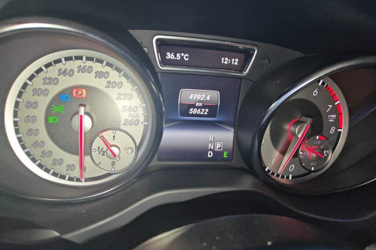 Used Mercedes-Benz GLA 2015 GLA 260 4MATIC Instrument Cluster