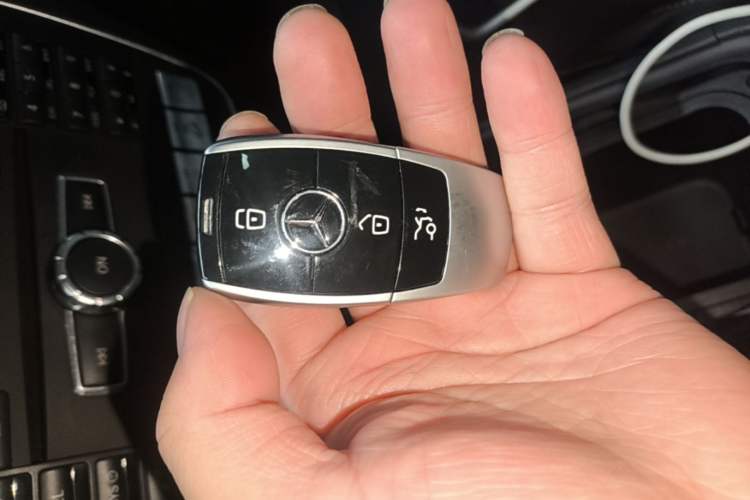 Used Mercedes-Benz GLA 2015 GLA 220 4MATIC Fashion Model Interior 1
