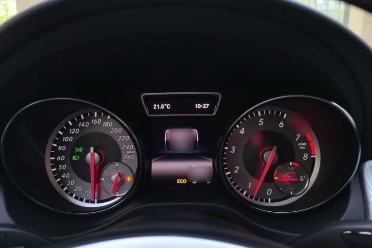 Used Mercedes-Benz GLA 2015 GLA 200 Interior 2