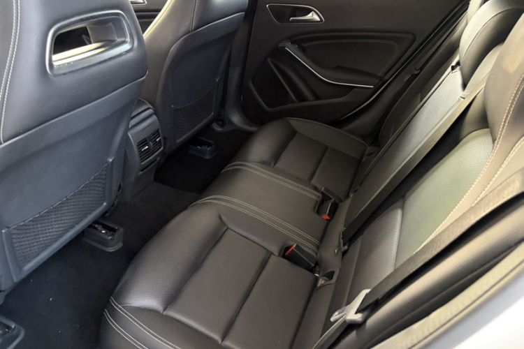 Used Mercedes-Benz GLA 2015 GLA 200 Sport Edition Interior 2