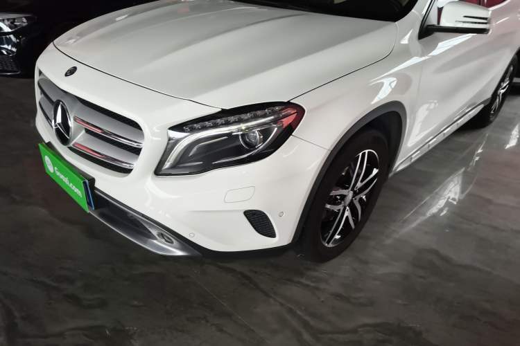 Used Mercedes-Benz GLA 2015 GLA 220 4MATIC Fashion Model Left Front Headlight