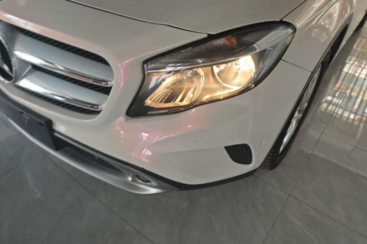 Used Mercedes-Benz GLA 2015 GLA 200 Sport Edition Left Front Headlight