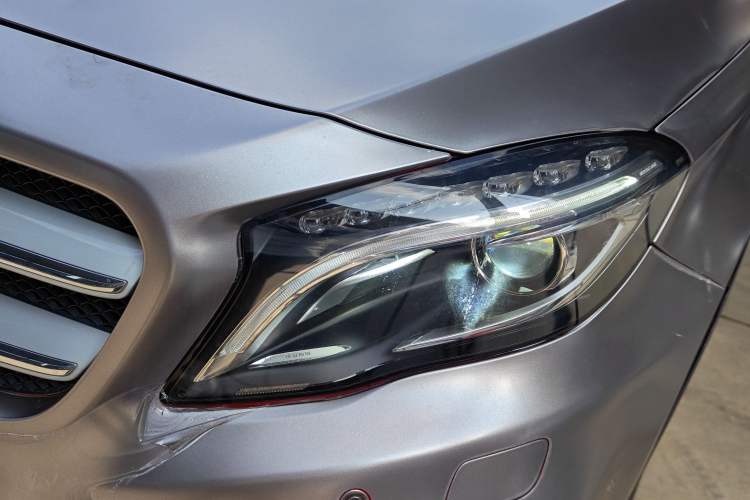 Used Mercedes-Benz GLA 2015 GLA 260 4MATIC Left Front Headlight
