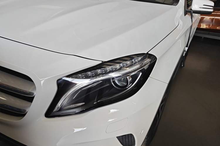 Used Mercedes-Benz GLA 2015 GLA 200 Fashion Model Left Front Headlight