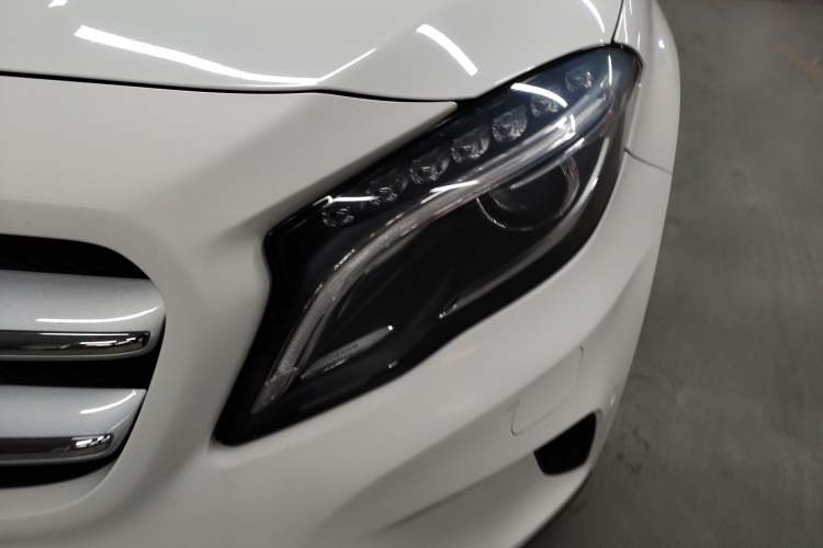 Used Mercedes-Benz GLA 2015 GLA 200 Fashion Model Left Front Headlight