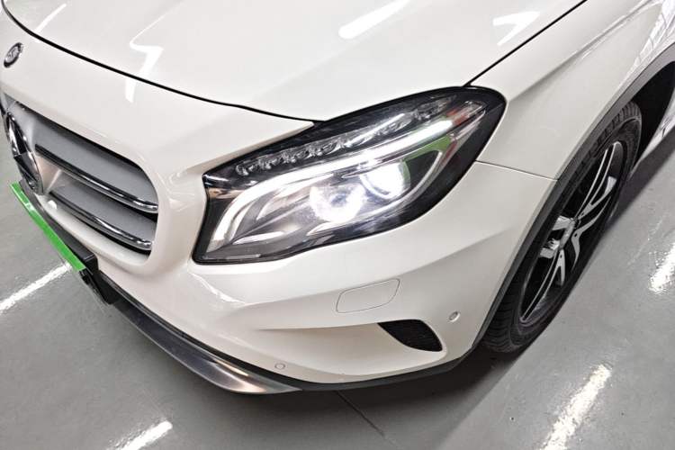 Used Mercedes-Benz GLA 2015 GLA 200 Fashion Model Left Front Headlight