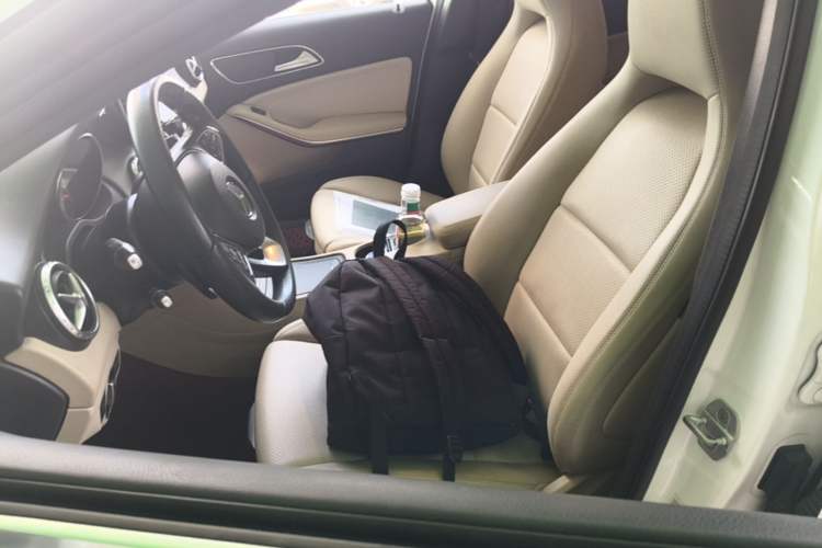 Used Mercedes-Benz GLA 2015 GLA 200 Sport Edition Left Front Seat