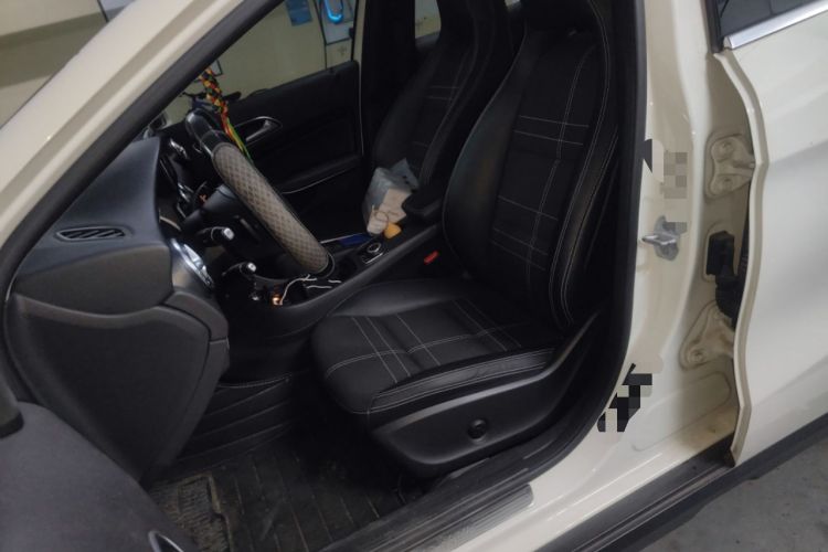 Used Mercedes-Benz GLA 2015 GLA 200 Left Front Seat