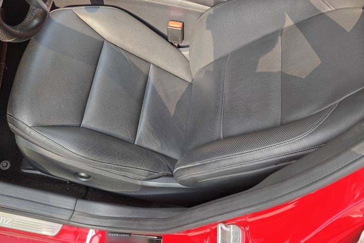Used Mercedes-Benz GLA 2015 GLA 260 4MATIC Left Front Seat