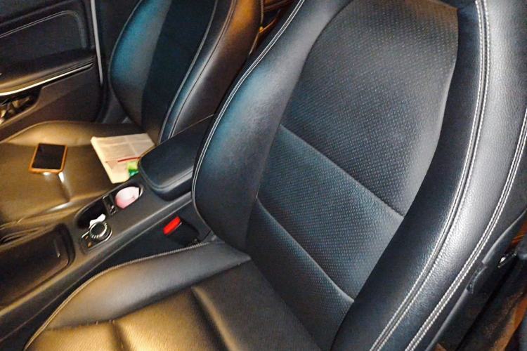 Used Mercedes-Benz GLA 2015 GLA 200 Fashion Model Left Front Seat