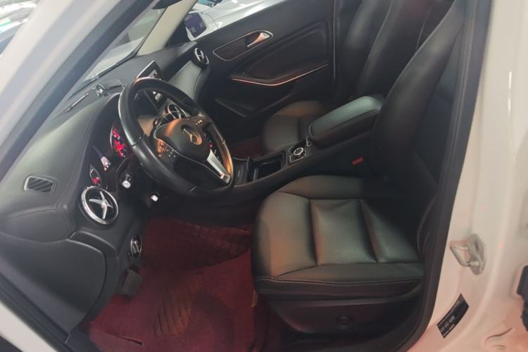 Used Mercedes-Benz GLA 2015 GLA 220 4MATIC Luxury Model Left Front Seat