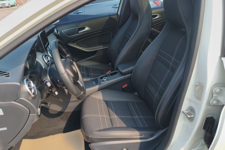 Used Mercedes-Benz GLA 2015 GLA 200 Left Front Seat