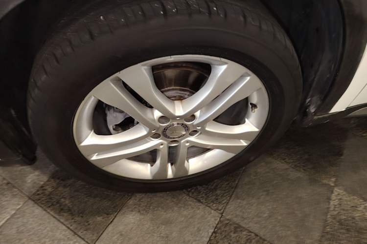 Used Mercedes-Benz GLA 2015 GLA 200 Sport Edition Left Front Wheel Hub