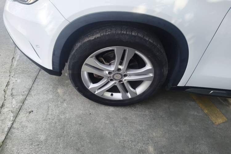 Used Mercedes-Benz GLA 2015 GLA 200 Sport Edition Left Front Wheel Hub