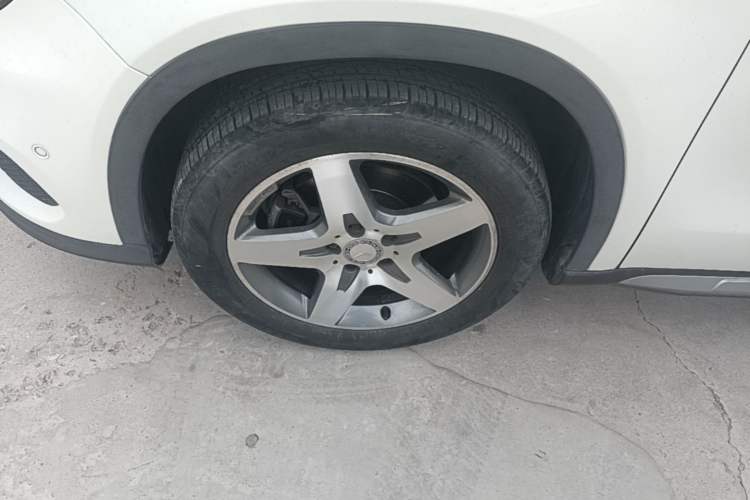 Used Mercedes-Benz GLA 2015 GLA 260 4MATIC Left Front Wheel Hub