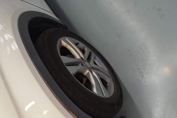 Used Mercedes-Benz GLA 2015 GLA 200 Left Front Wheel Hub
