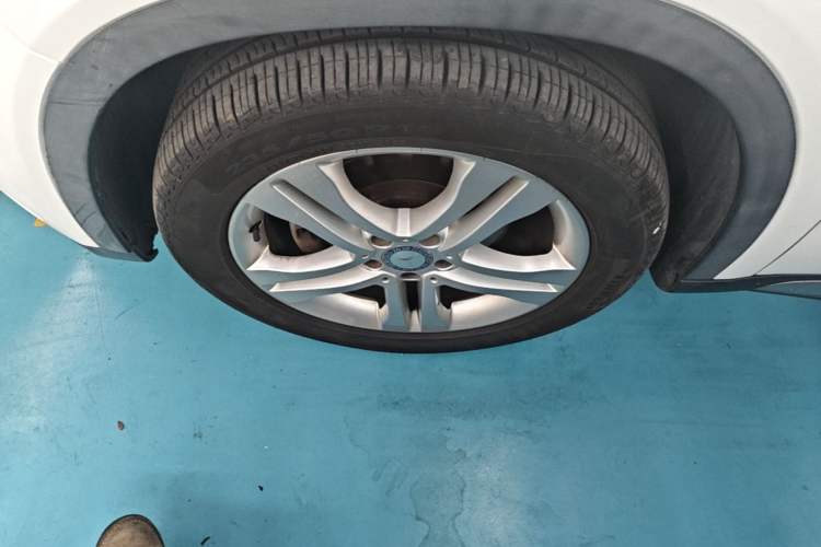 Used Mercedes-Benz GLA 2015 GLA 200 Sport Edition Left Front Wheel Hub