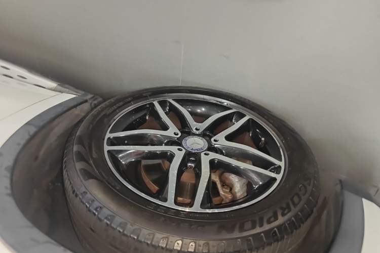 Used Mercedes-Benz GLA 2015 GLA 220 4MATIC Fashion Model Left Front Wheel Hub
