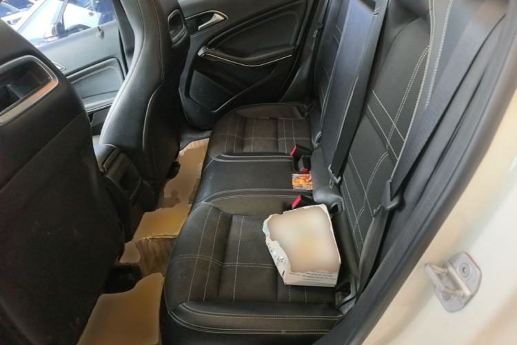 Used Mercedes-Benz GLA 2015 GLA 200 Left Rear Seat