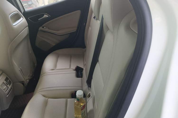 Used Mercedes-Benz GLA 2015 GLA 200 Sport Edition Left Rear Seat