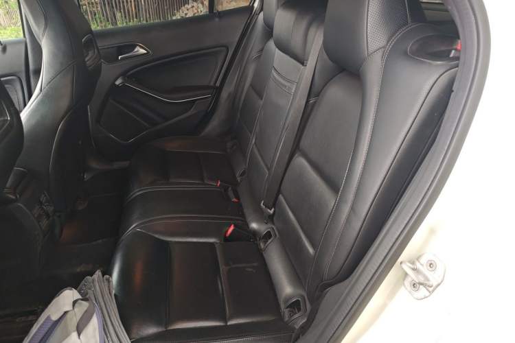 Used Mercedes-Benz GLA 2015 GLA 260 4MATIC Sport Edition Left Rear Seat