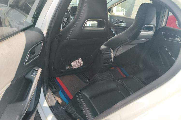 Used Mercedes-Benz GLA 2015 GLA 220 4MATIC Luxury Model Left Rear Seat