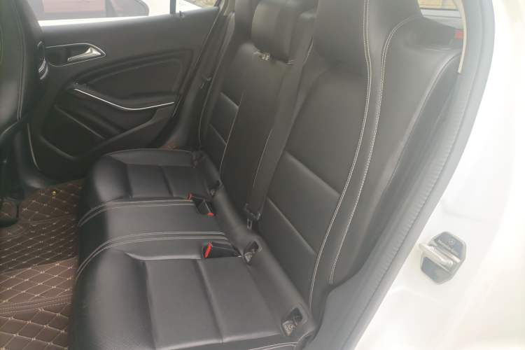 Used Mercedes-Benz GLA 2015 GLA 200 Sport Edition Left Rear Seat
