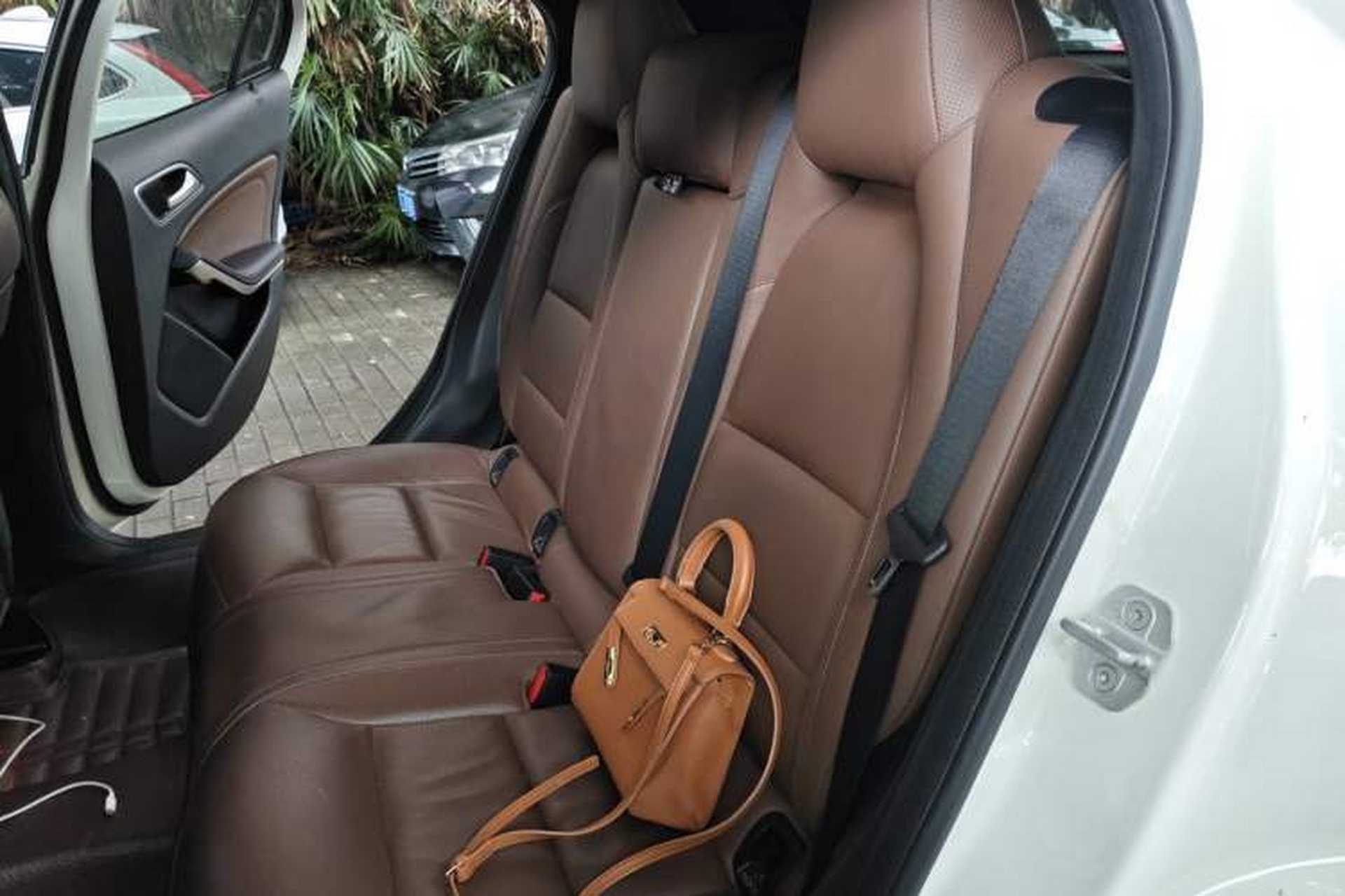 Used Mercedes-Benz GLA 2015 GLA 260 4MATIC Left Rear Seat