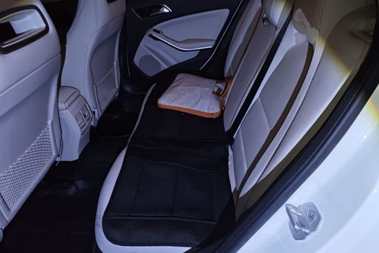 Used Mercedes-Benz GLA 2015 GLA 200 Sport Edition Left Rear Seat