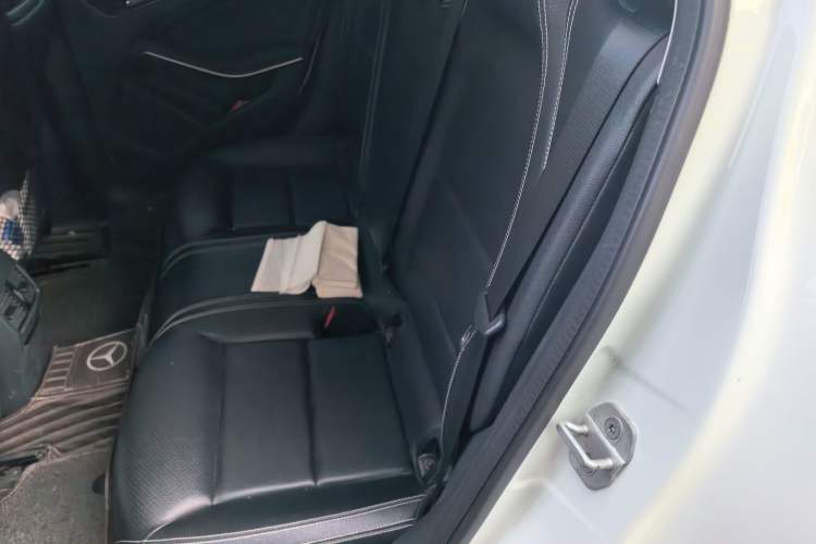 Used Mercedes-Benz GLA 2015 GLA 200 Sport Edition Left Rear Seat