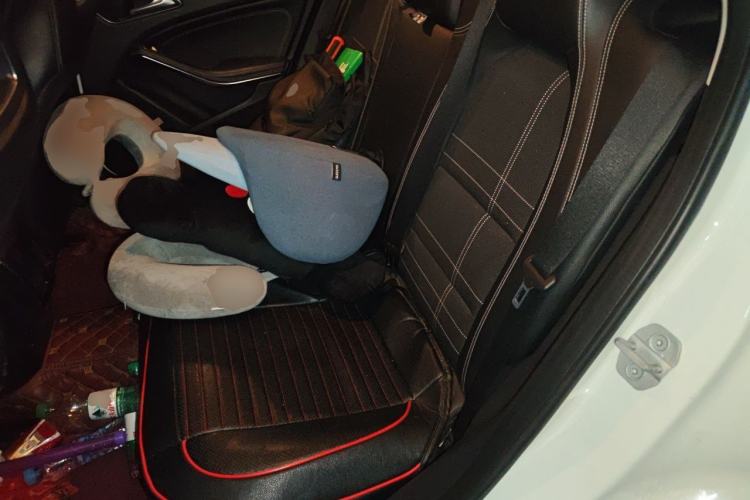 Used Mercedes-Benz GLA 2015 GLA 200 Left Rear Seat