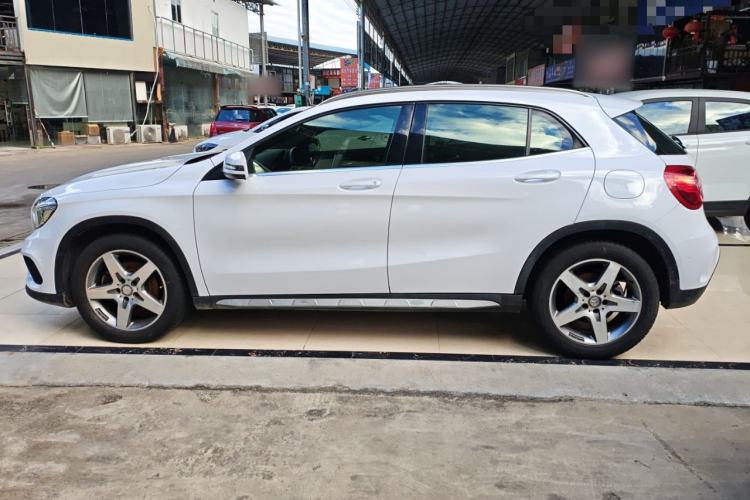 Used Mercedes-Benz GLA 2015 GLA 260 4MATIC Left Side