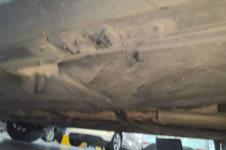 Used Mercedes-Benz GLA 2015 GLA 220 4MATIC Fashion Model Left Side Sill
