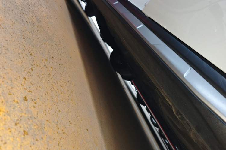 Used Mercedes-Benz GLA 2015 GLA 260 4MATIC Left Side Sill