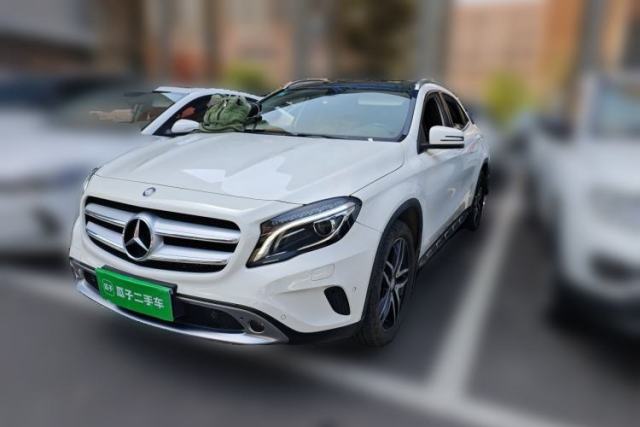 Used Mercedes-Benz GLA 2015 GLA 220 4MATIC Fashion Model