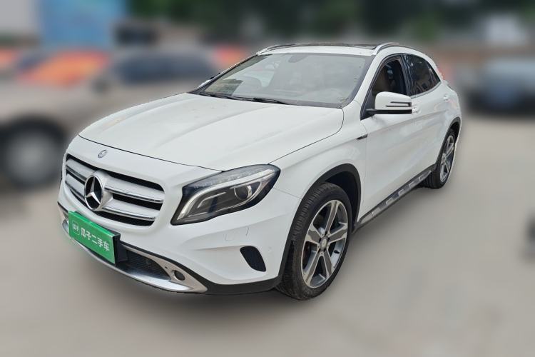 Used Mercedes-Benz GLA 2015 GLA 220 4MATIC Luxury Model Guazi used car, China used car export, Used car for sale, Used  cars, Cheapest cars for sale