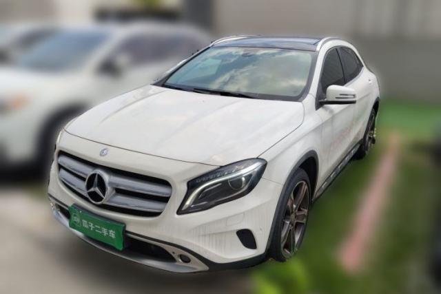 Used Mercedes-Benz GLA 2015 GLA 220 4MATIC Luxury Model