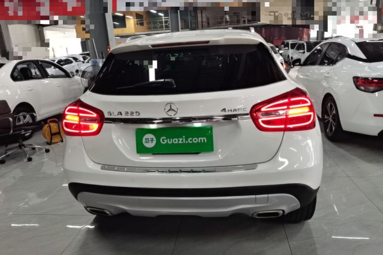 Used Mercedes-Benz GLA 2015 GLA 220 4MATIC Luxury Model Rear