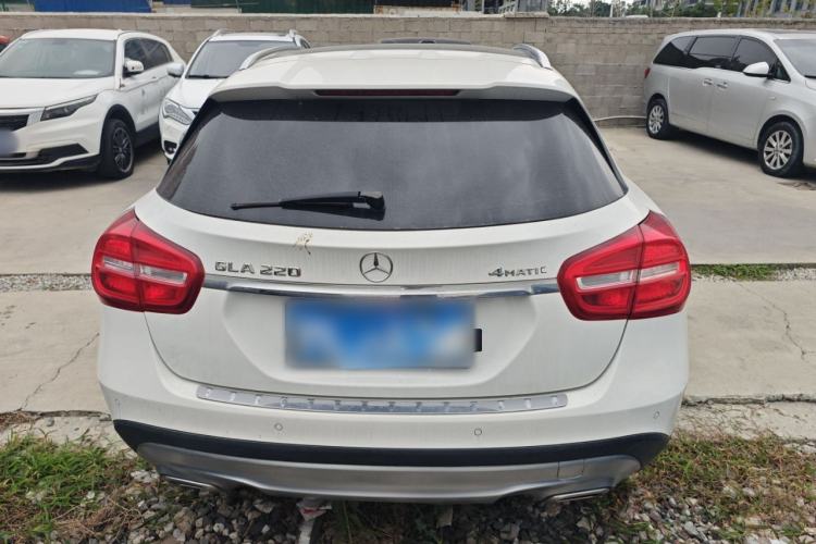 Used Mercedes-Benz GLA 2015 GLA 220 4MATIC Fashion Model Rear