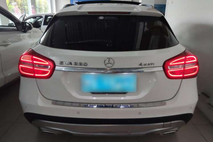 Used Mercedes-Benz GLA 2015 GLA 220 4MATIC Luxury Model Rear