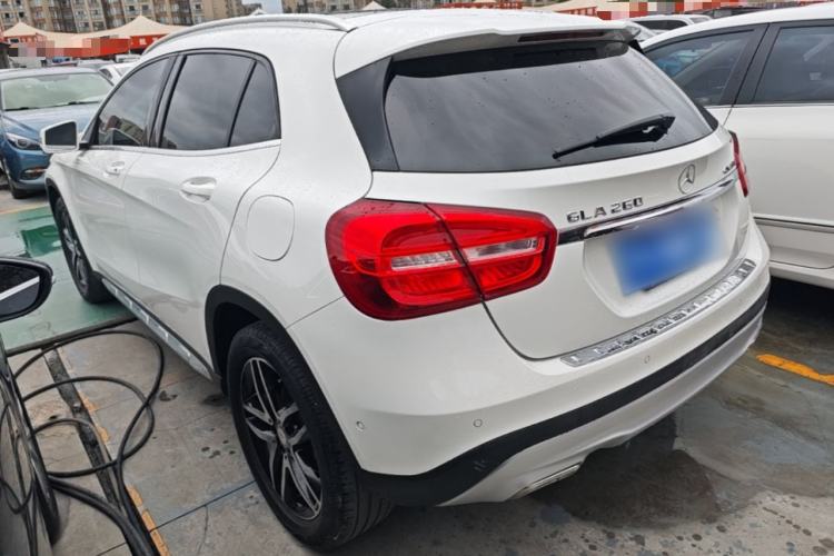 Used Mercedes-Benz GLA 2015 GLA 200 Fashion Model Rear Left 45 Deg
