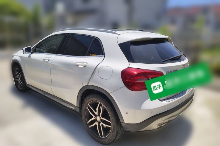 Used Mercedes-Benz GLA 2015 GLA 220 4MATIC Fashion Model Rear Left 45 Deg