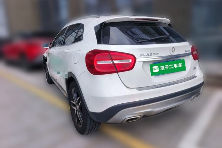 Used Mercedes-Benz GLA 2015 GLA 220 4MATIC Fashion Model Rear Left 45 Deg
