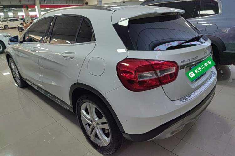 Used Mercedes-Benz GLA 2015 GLA 200 Sport Edition Rear Left 45 Deg