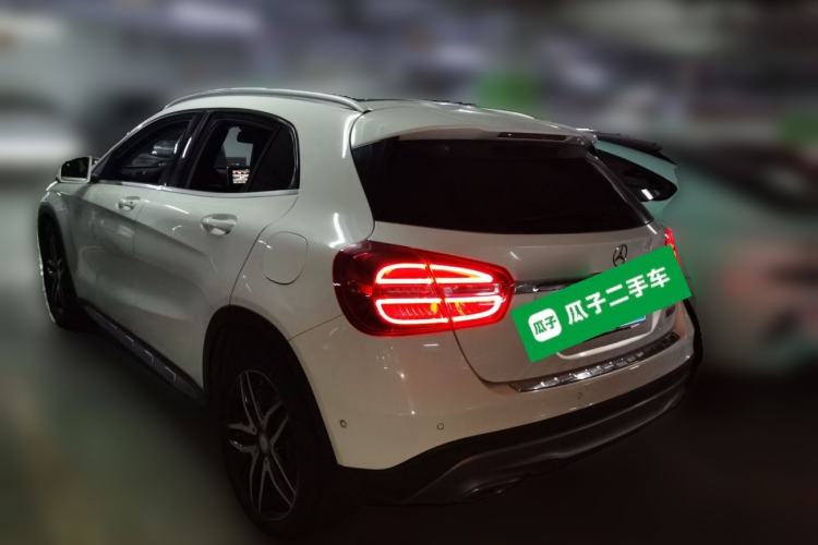 Used Mercedes-Benz GLA 2015 GLA 200 Fashion Model Rear Left 45 Deg