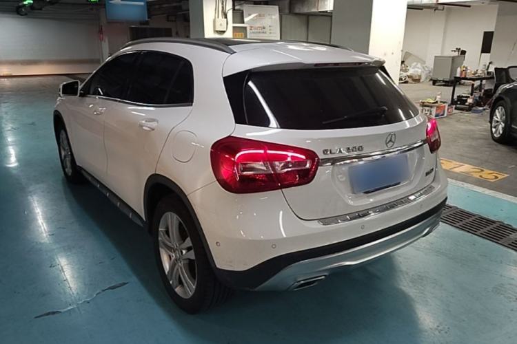 Used Mercedes-Benz GLA 2015 GLA 200 Sport Edition Rear Left 45 Deg