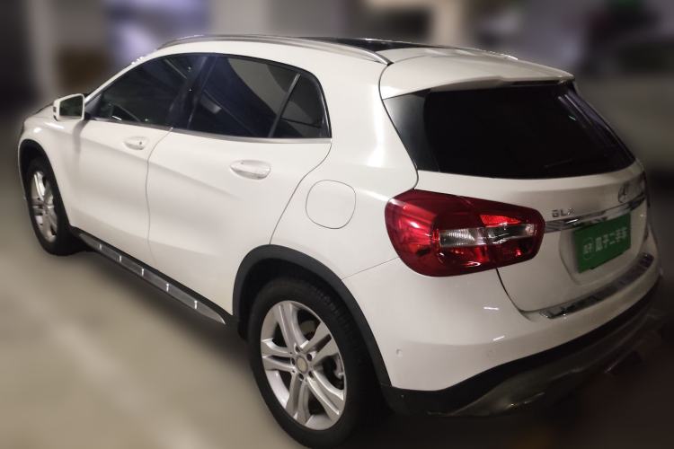 Used Mercedes-Benz GLA 2015 GLA 200 Sport Edition Rear Left 45 Deg